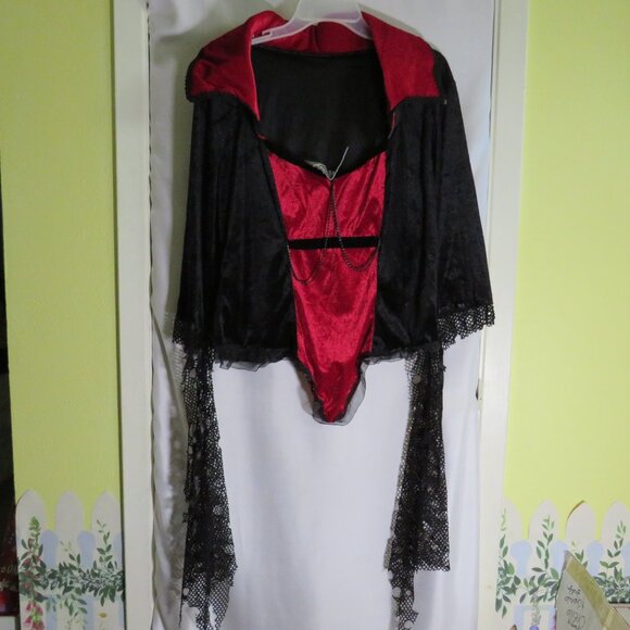 Scarlet vampire adult full figure costume (2)piece top and skirt ladies size - Picture 9 of 15